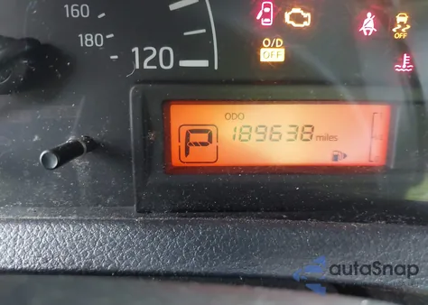 2015 Nissan Nv200 Sv z USA, uszkodzony, nr VIN 3N6CM0KN0FK736543